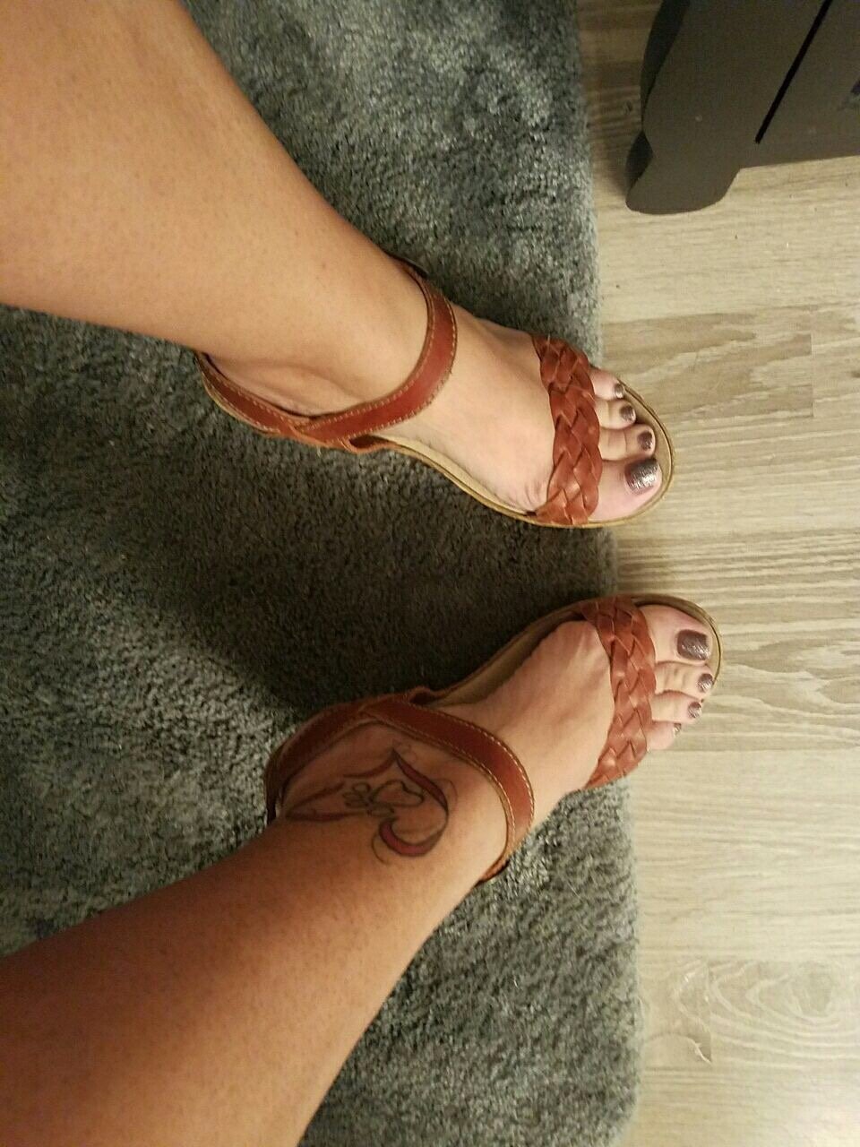 Courtney The Tight-Bodied Verizon Slut #fWgS6Pym